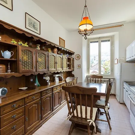 Apartment In Edvina Baveno