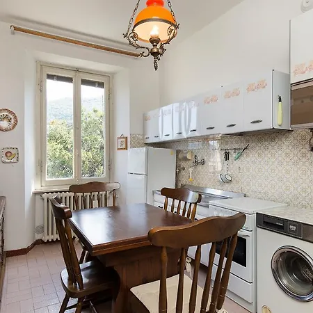 Apartment In Edvina *